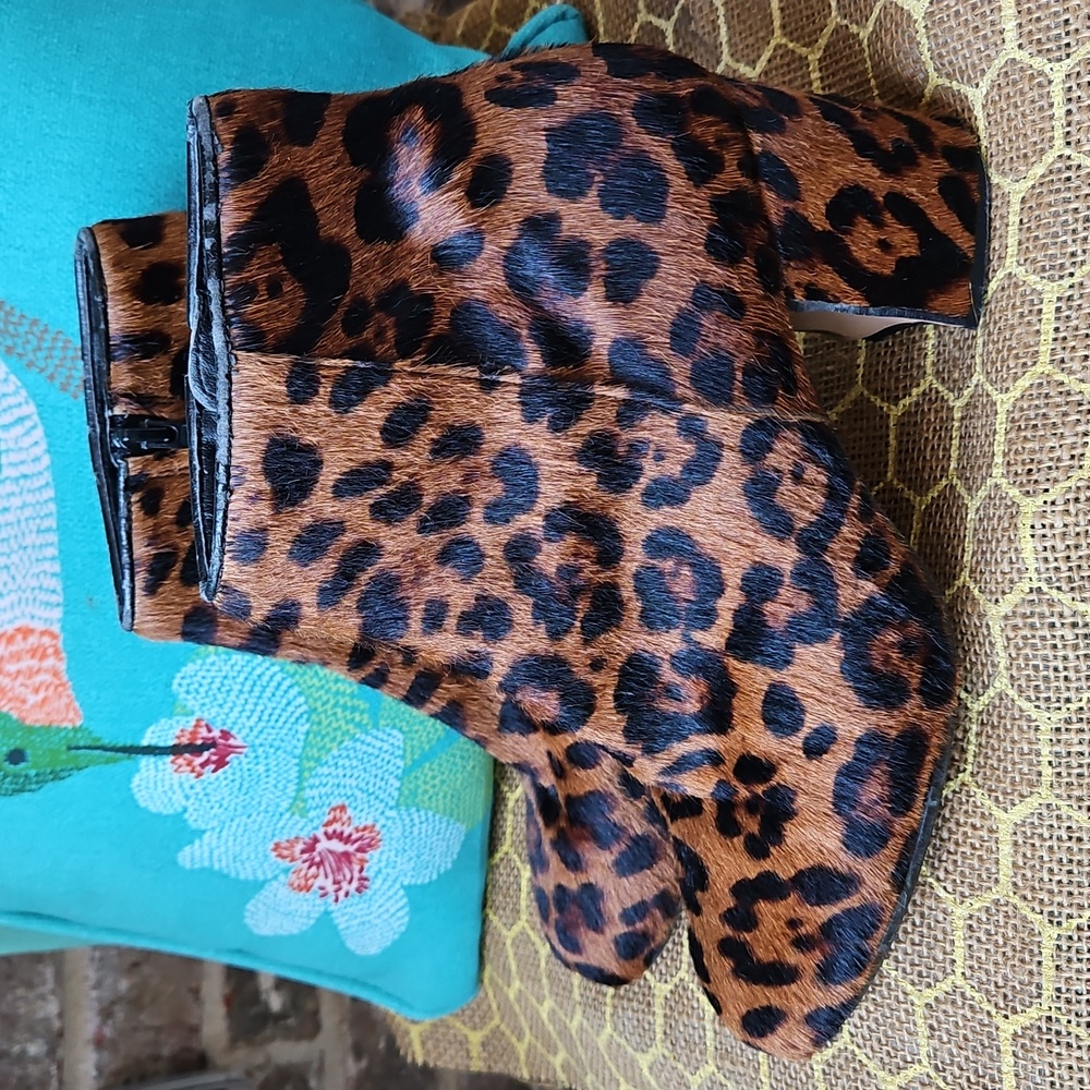 Zara Leopard Animal Print Fall Winter Calf Hair Heeled Ankle Boots - Picture 4 of 8
